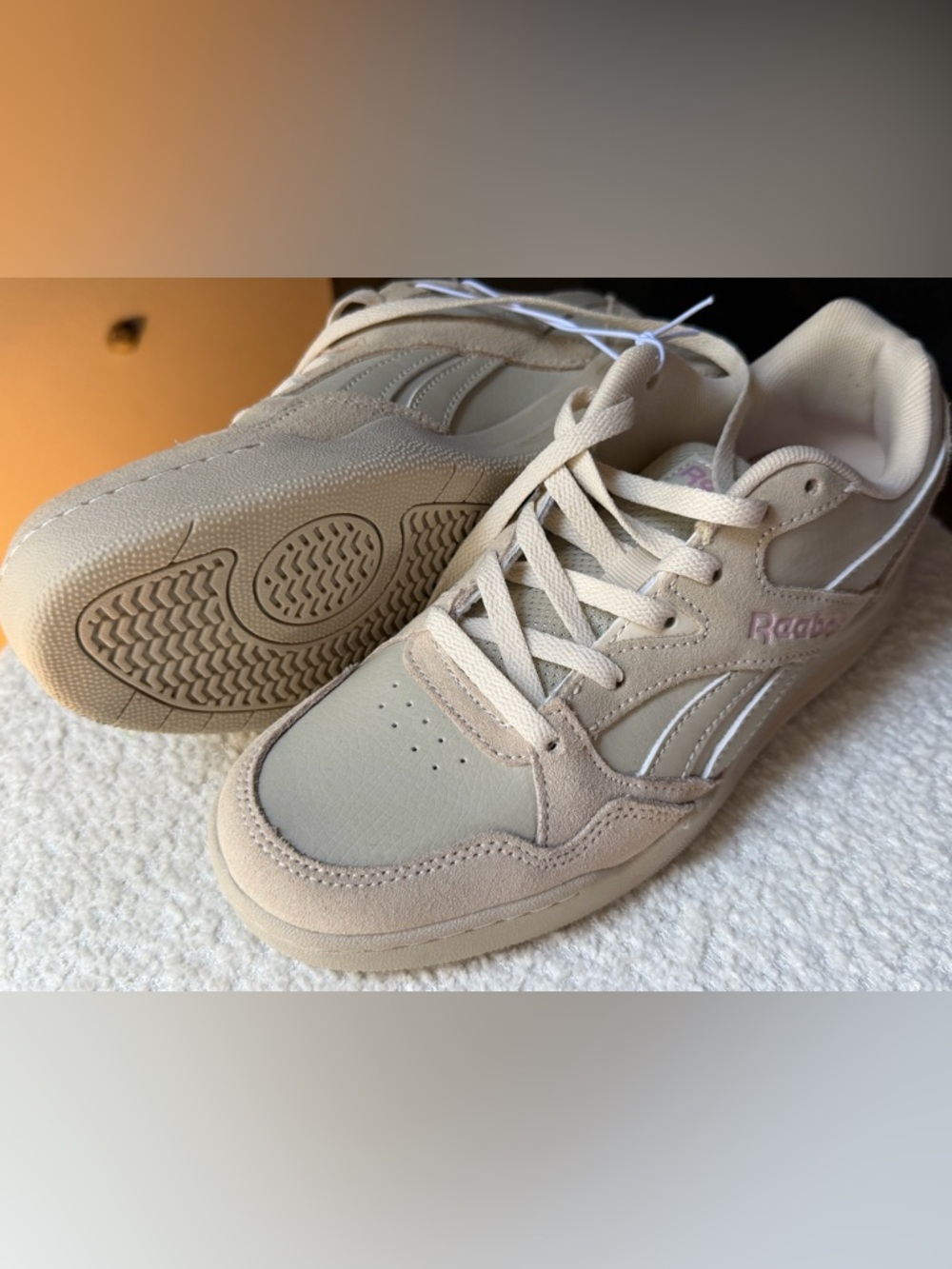 Reebok Beige and Cream Retro Low-Top Sneakers